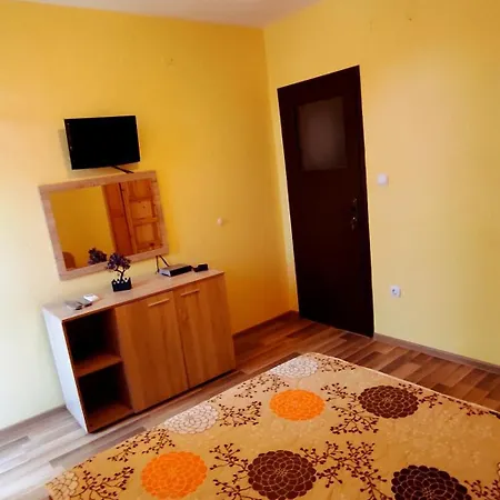 сиракови צ'רנומורץ