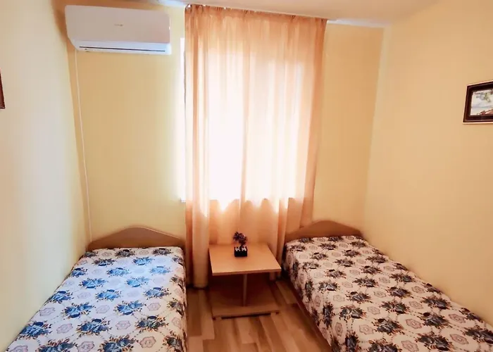 сиракови Черноморец